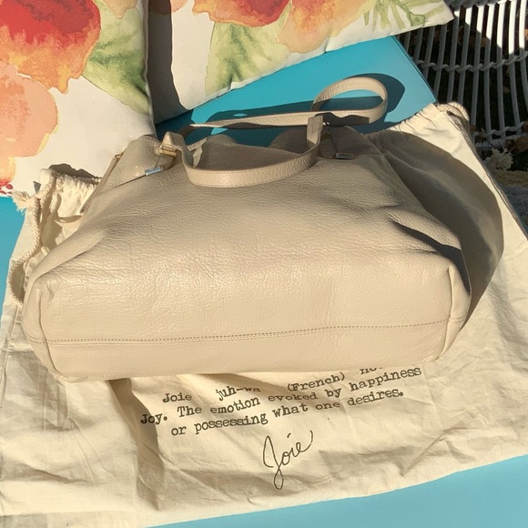 Joie buttery lamb leather shoulder bag - Picture 6 of 8